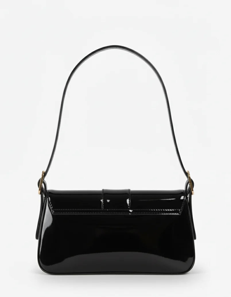 BLACKBERRY-BAE BLACK SHOULDER BAG